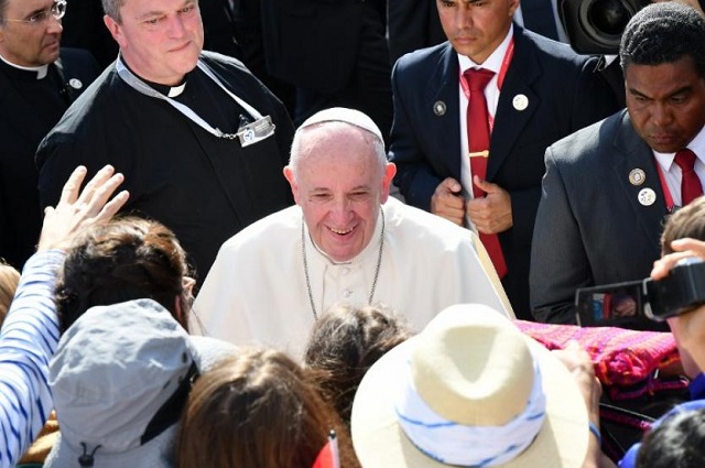  El Papa dice que nunca autorizará eliminar el celibato