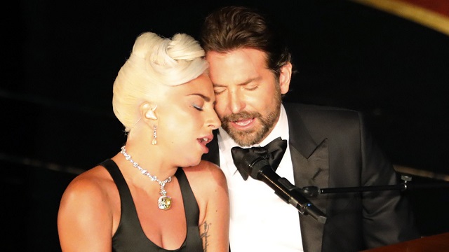  Cómplice: Así fue captado el momento más esperado en la noche de los Premios Oscar 2019 en la interpretación de la canción Shallow por Lady Gaga y Bradley Cooper