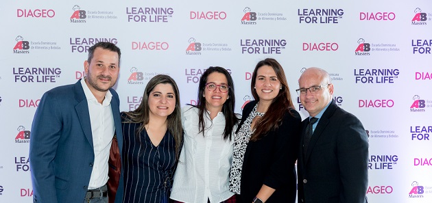  Diageo y A&B Másters celebran la décimo tercera graduación del programa “Learning for Life”