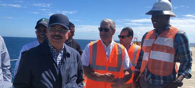  En visita sorpresa 236, Presidente Danilo Medina da seguimiento a Presa Monte Grande, a la planta de productores de mango y Punta Catalina