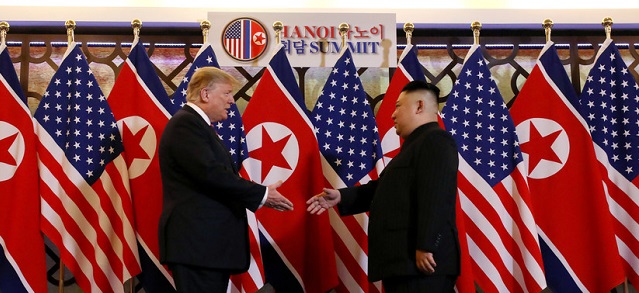  Presidente de los Estados Unidos Donald Trump califica de «gran reunión» su encuentro con Kim Jong-Un en Hanói, Vietnam