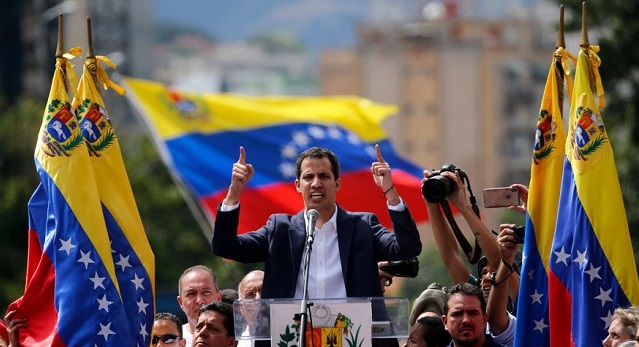  Juan Guaidó pedirá este lunes al Grupo de Lima ayuda internacional para derrocar a la fuerza a Nicolás Maduro