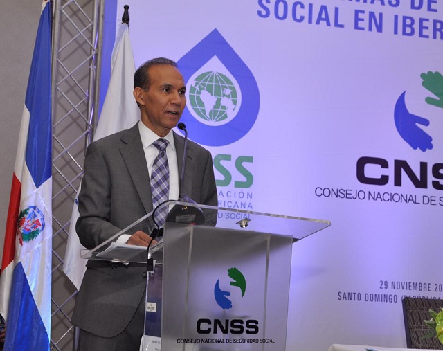  Ministro de Trabajo informa equipo CNSS  trabaja arduamente en propuesta modificación de la Ley de la Seguridad Social