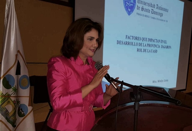  Diputada  Mirelys Uceta aboga por el desarrollo de Dajabón