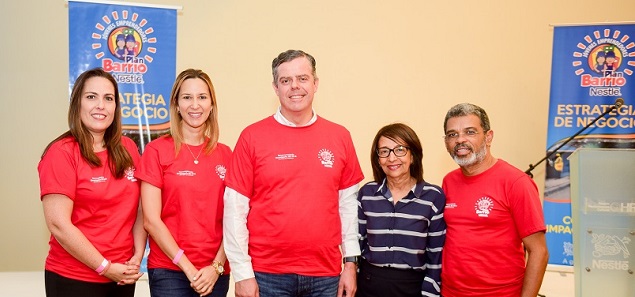  Nestlé reconoce participantes de su programa de emprendimiento social “Plan Barrio”
