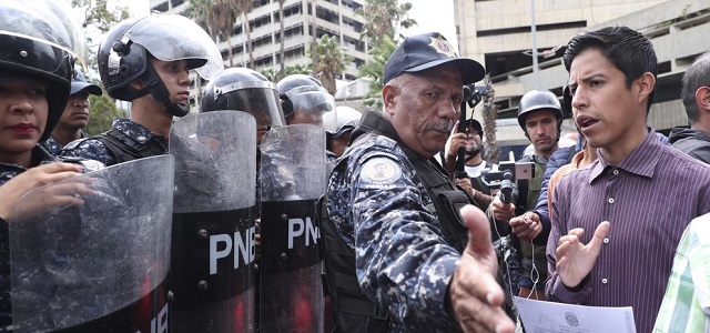  Maduro dice que la Fuerza Armada venezolana debe estar “más unida que nunca”