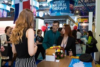  RD posicionándose como destino favorito de turistas en la feria KITF, Almaty, Kazakhstán