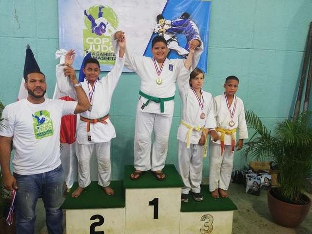  Club Naco conquista 10 medallas, siete de oro y tres de bronce en Copa Yamashita de Judo que se realizó en la UASD