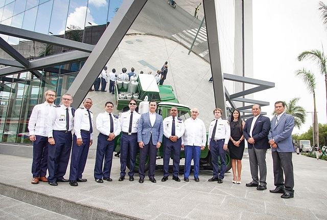  Presidente y Ejecutivos de MARTÍ reciben la visita del Jefe del Cuerpo de Bomberos de Santo Domingo