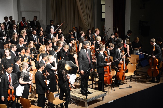  Sinfónica Nacional Juvenil en Hamburgo emociona al público alemán