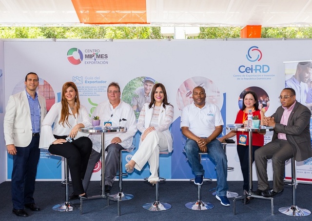  CEIRD orientó y capacitó a potenciales exportadores durante Expo Cibao 2019