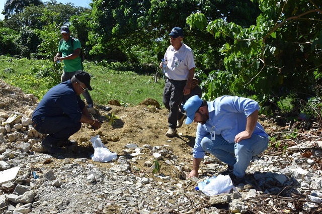  CAASD y otras entidades estatales realizan limpieza y reforestación en el arroyo Lebrón de Los Alcarrizos