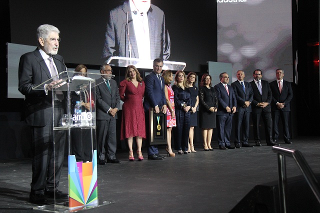  José Manuel Paliza, pasado presidente del CONEP y AIRD, exhorta al liderato empresarial y a los jóvenes emprendedores y profesionales,  a involucrarse y participar en la agenda política institucional del país