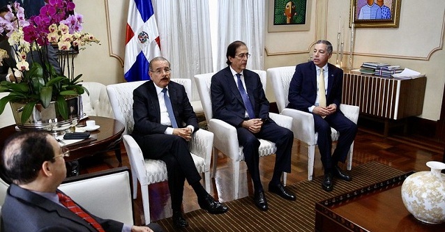  Presidente Danilo Medina pasa balance avances sector eléctrico