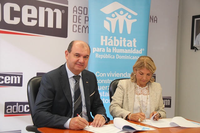  ADOCEM y Hábitat renuevan acuerdo para desarrollar capacidades de construcción en  familias bajos ingresos