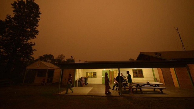  Australia insta a un cuarto de millón de personas a evacuar sus hogares