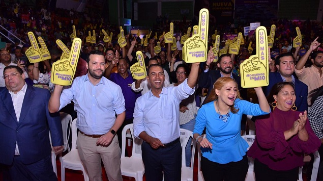  Domingo Contreras lanza “Uno Más” por una ciudad para ti