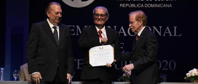  León David recibe el Premio Nacional de Literatura 2020, máximo galardón a  la labor literaria de una vida que otorgan en el país el Ministerio de Cultura y la Fundación Corripio