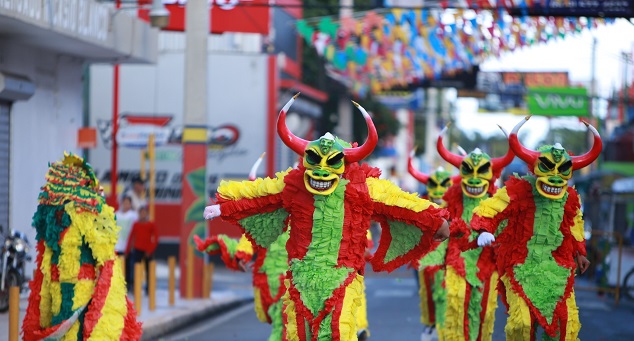  La Provincia Hermanas Mirabal trae espectáculo de sus comparsas al Desfile Nacional del Carnaval 2020 este próximo domingo 8 de  marzo