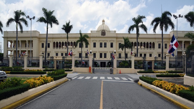  Presidente Danilo Medina suspende cómputo procedimientos administrativos Administración Pública durante estado de emergencia