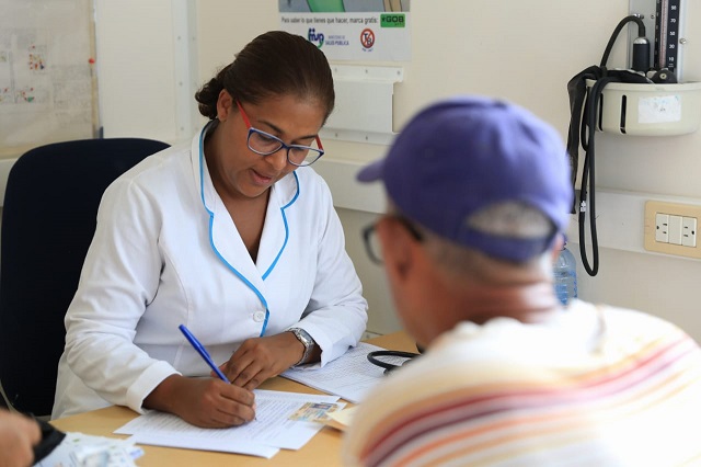  Servicio Nacional de Salud informa funcionan con regularidad las consultas externas y puestos de vacunación