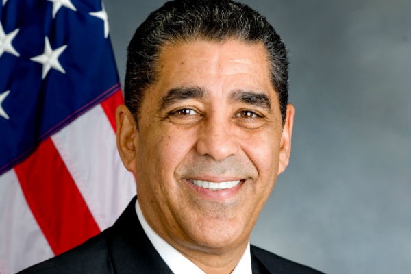  Espaillat solicita que se dé Ayuda en el Alquiler Ahora como copatrocinador de la Ley de Asistencia de Emergencia en el Alquiler y Estabilización del Mercado de Alquiler de 2020