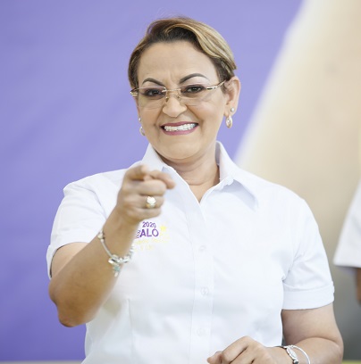  Sandra Fernández confía en liderazgo participativo para resolver la mayor cantidad de problemáticas de la circunscripción 3 del DN