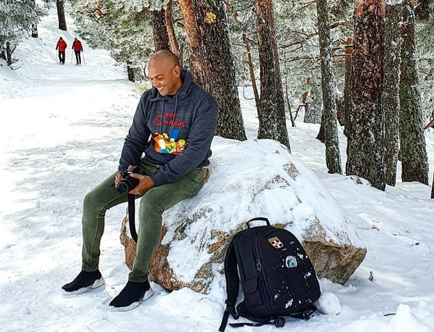  Recorriendo con Salvador: Navacerrada destino rodeado de nieve por todas partes