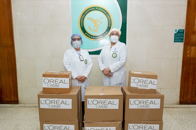  L’Oréal Caribe y sus socios de negocio en República Dominicana se unen en Programa de Solidaridad: “L’Oréal Gives Back”