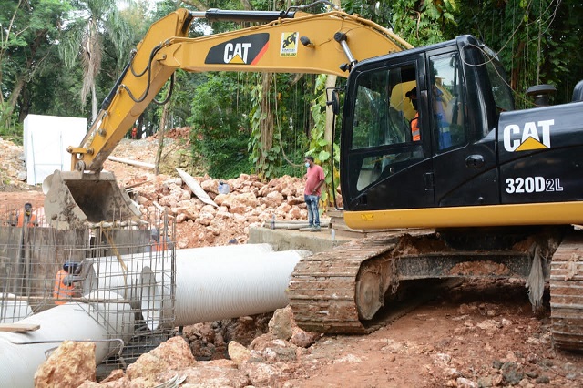  CAASD continúa con trabajos de sistema de agua potable para comunidades del GSD