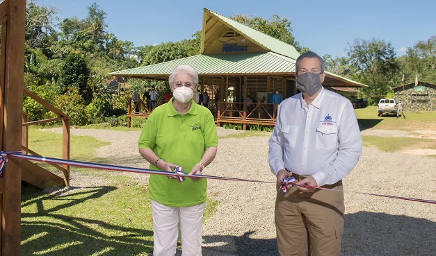  Fundación Propagas y Ministerio de Medio Ambiente inauguran Centro de Visitantes en la Comunidad de Los Limones, Parque Nacional Los Haitises