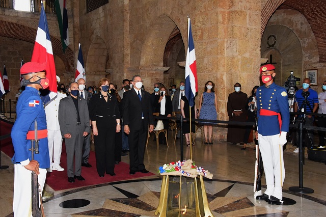  Ministra de Cultura encabeza solemne acto de exaltación de  Rosa Duarte al Panteón de la Patria