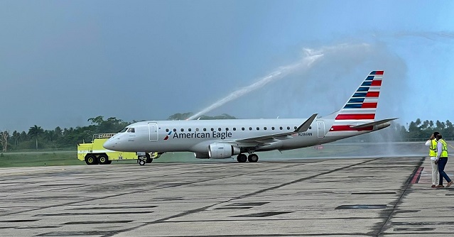  American Airlines inaugura quinto destino dominicano con vuelo entre Samaná y Charlotte