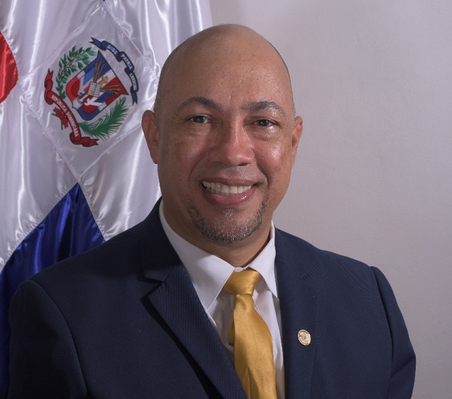  Doctor Cástulo Valdez aspira a dirigir el Colegio Dominicanos de Odontólogos (CDO)