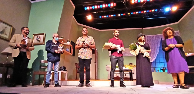  La golondrina, pleno e impecable retorno al teatro