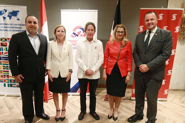  CAMCHAMRD estrecha relaciones de negocios con empresarios canadienses