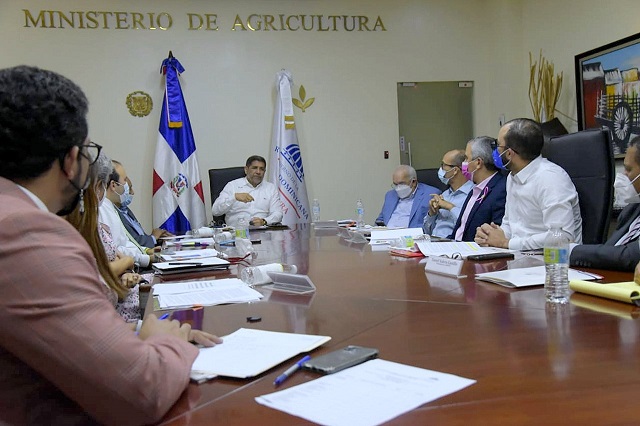  Agricultura: Nuevo reglamento permitirá agilizar y democratizar permisos de importación