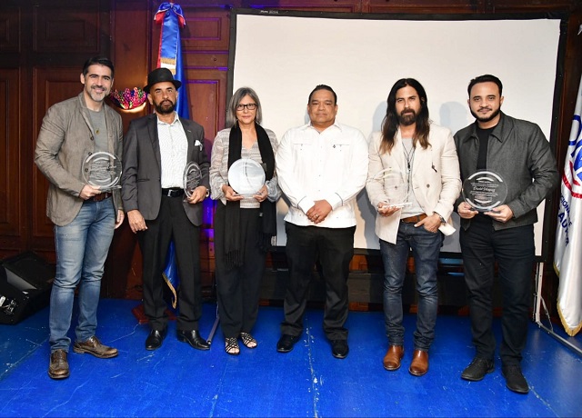  La ONDA reconoce a cuatro artistas y rinde homenaje póstumo a Víctor Víctor