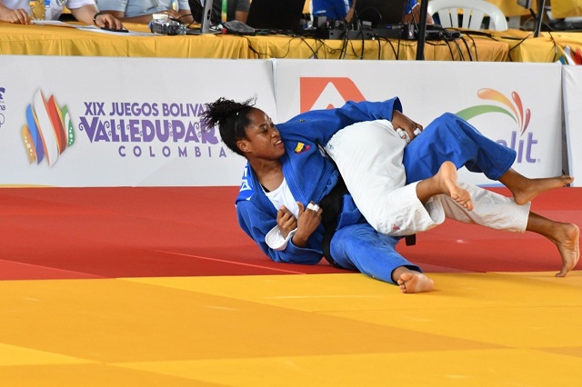  Karate, judo y bádminton aportan más medallas en Bolivarianos