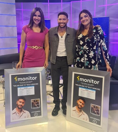  Rolf Sánchez recibe dos premios “Monitor Latino”