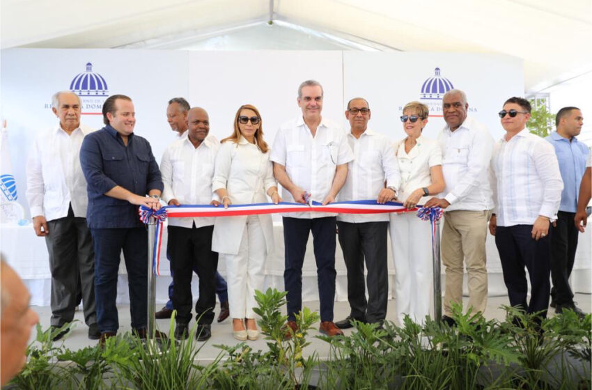  Presidente Abinader inaugura obras en Puerto Plata con inversión de más de RD$520 millones