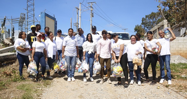  Servidores de Contraloría se solidarizan con afectados del huracán Fiona 