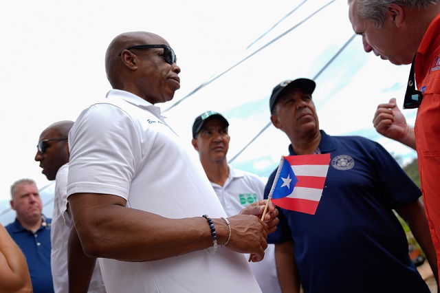  Tras el huracán Fiona, Espaillat visitó Puerto Rico y República Dominicana para evaluar la devastación