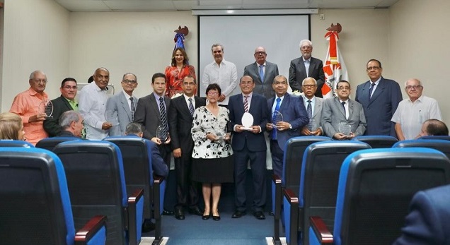  Presidente Abinader encabeza inauguración novena Feria del Libro de la Historia Dominicana