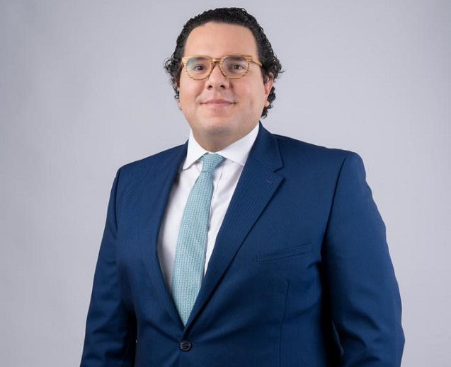  Presidente Abinader designa a Víctor Livio Enmanuel Cedeño Brea intendente del Mercado de Valores