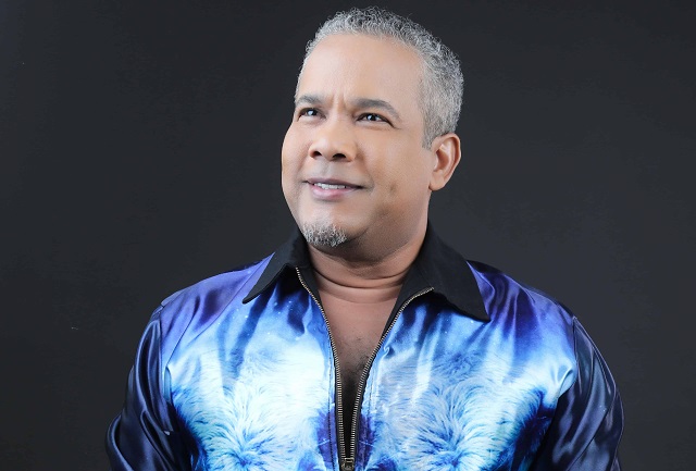  Héctor Acosta “El Torito” y los Hermanos Rosario recibirán el 2023 con concierto bailable