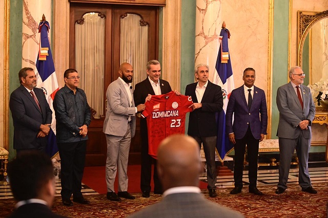  Presidente Luis Abinader recibe a los nuevos Campeones Nacionales y del Caribe Tigres del Licey