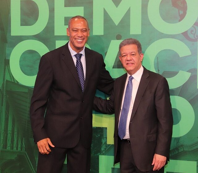  Presidente de la Fuerza del Pueblo Leonel Fernández y ex Ministro de Deportes Felipe Payano envían calurosa felicitación a la Selección Nacional de Baloncesto