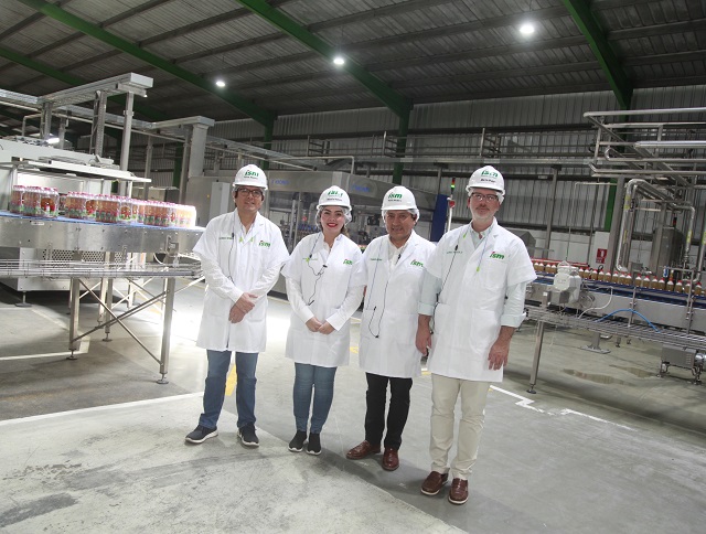  Vicepresidente Ejecutivo del AIRD Mario Pujols visita instalaciones de Planta de Producción San Miguel