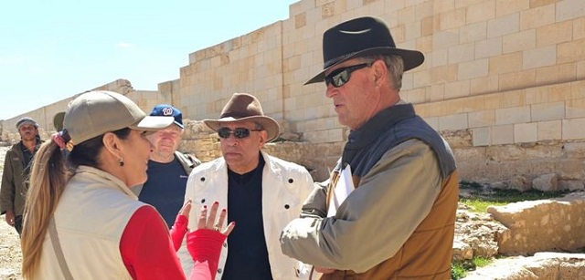  Arqueóloga Kathleen Martínez suma geólogos a su búsqueda de la tumba de Cleopatra en Alejandría